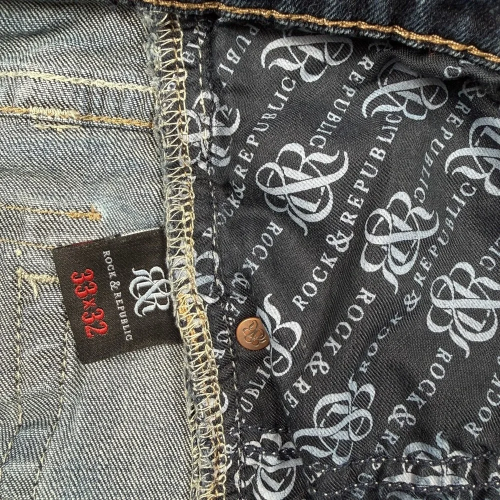 Rock & Republic Jeans Men's 33x32 Straight Stretch Blue Denim Embroidered